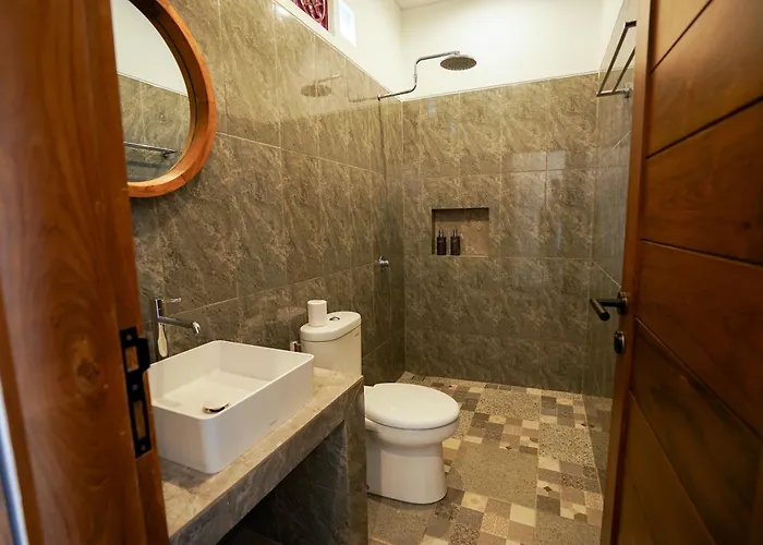 ゲストハウス Sandat Garden House *