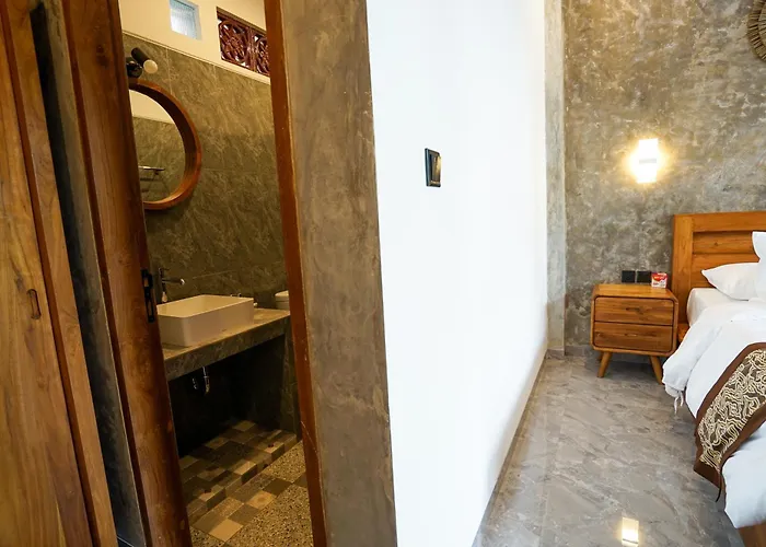 Sandat Garden House